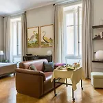 Navonamyhome 4*