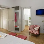 Navonamyhome B&B 4*