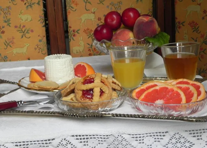 Navonamyhome Bed and Breakfast 4*